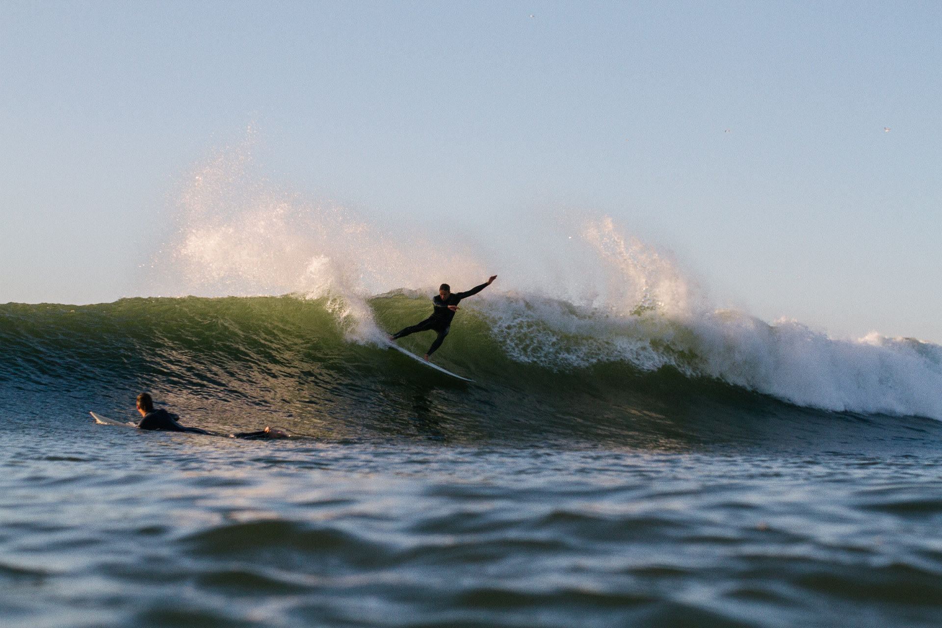 Performance surfing and ocean reading