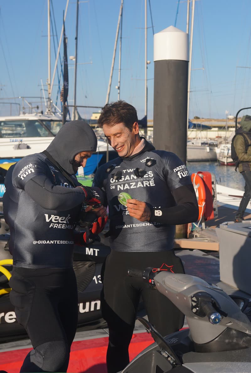 Marina, suiting up