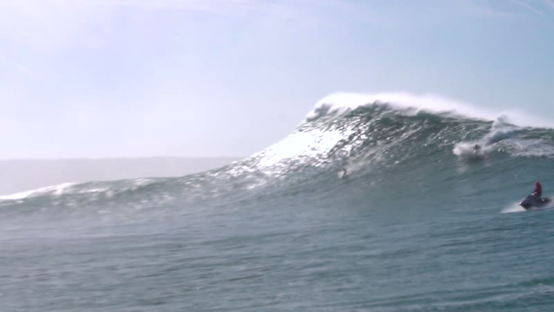 Right-hand big wave